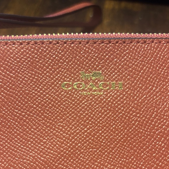 Coach Pink Leather Wristlet Clutch, NWOT - Picture 2 of 11